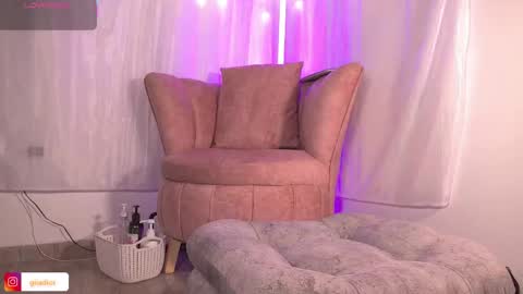 GiiaDior online show from May 11, 1:06 pm