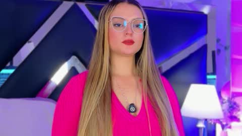 Giigii online show from March 19, 6:12 pm