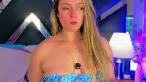 Giigii online show from March 30, 5:36 pm