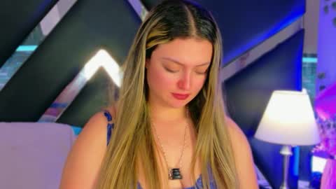 Giigii online show from April 1, 5:21 pm