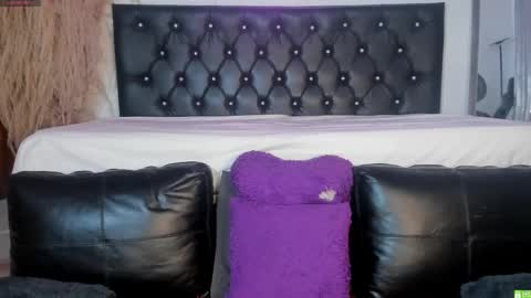 Snapshot of giiny_ chatting on October 2, 3:35 am pamela online show from October 2, 3:35 am