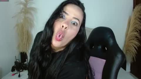 pamela online show from March 18, 2:04 am