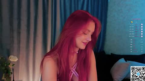 Stacy online show from October 27, 6:45 pm