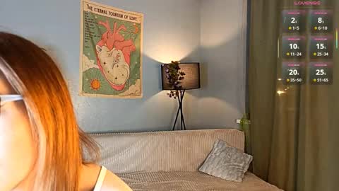 Snapshot of gillianshean chatting on January 10, 1:24 pm Anna online show from January 10, 1:24 pm