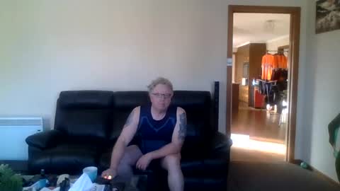 Snapshot of gimmmieoooo chatting on June 27, 11:54 pm gimmmieoooo online show from June 27, 11:54 pm