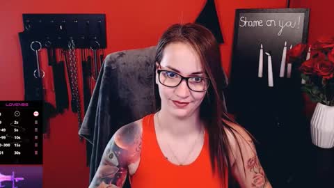 gina_hotlick online show from November 8, 8:36 am