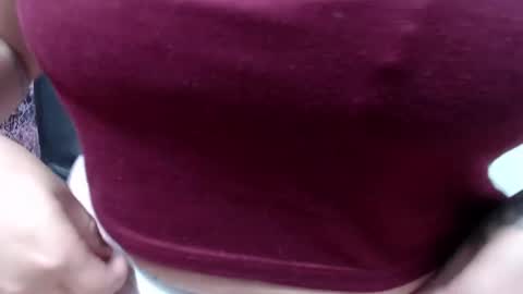Snapshot of gina_pervertt chatting on December 17, 8:45 am Gina online show from December 17, 8:45 am