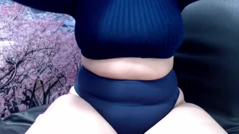 Snapshot of gina_pervertt chatting on December 23, 5:06 am Gina online show from December 23, 5:06 am