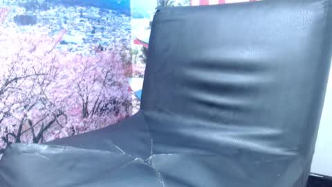 Snapshot of gina_pervertt chatting on December 28, 3:04 am Gina online show from December 28, 3:04 am