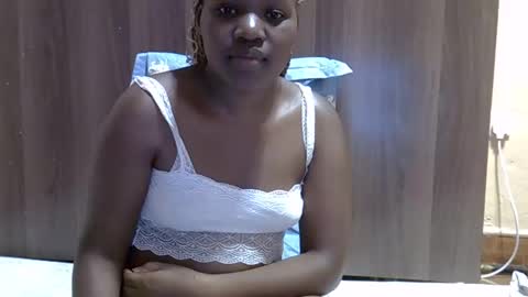 Adiliah online show from November 16, 12:27 am