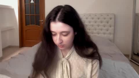 Kate online show from February 3, 8:57 am