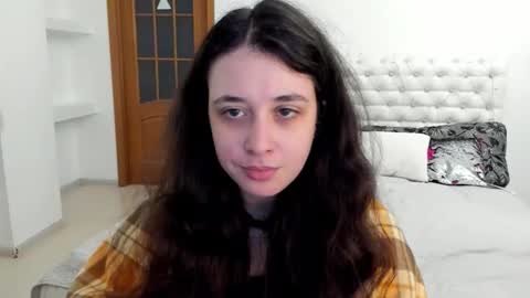 Kate online show from October 6, 9:29 am