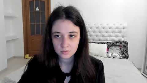 Kate online show from October 15, 9:53 am