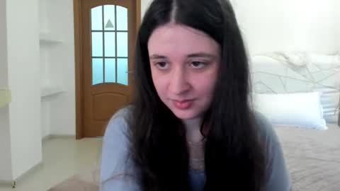 Kate online show from May 7, 7:47 am