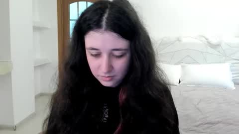 Kate online show from May 10, 8:30 am