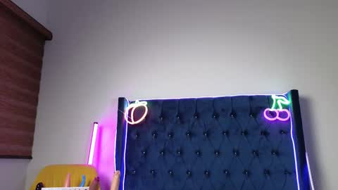 Gina Cali online show from October 28, 4:16 am