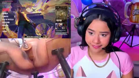 Snapshot of ginakurt_ chatting on September 29, 2:27 am Gina online show from September 29, 2:27 am