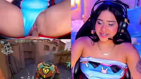 Snapshot of ginakurt_ chatting on October 9, 1:58 am Gina online show from October 9, 1:58 am