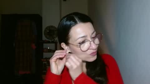 Snapshot of ginaoneon chatting on December 10, 7:54 pm GinaONeon online show from December 10, 7:54 pm