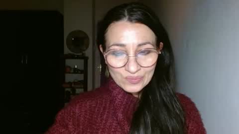 Snapshot of ginaoneon chatting on December 18, 8:25 pm GinaONeon online show from December 18, 8:25 pm