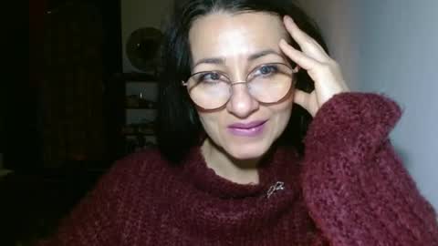 Snapshot of ginaoneon chatting on December 22, 8:25 pm GinaONeon online show from December 22, 8:25 pm
