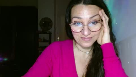 Snapshot of ginaoneon chatting on February 7, 10:09 pm GinaONeon online show from February 7, 10:09 pm