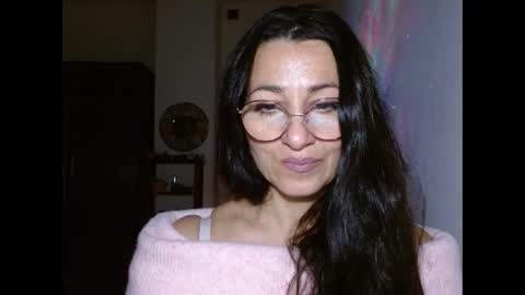 Snapshot of ginaoneon chatting on February 10, 10:30 pm GinaONeon online show from February 10, 10:30 pm