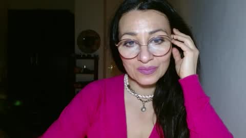 Snapshot of ginaoneon chatting on February 11, 10:50 pm GinaONeon online show from February 11, 10:50 pm