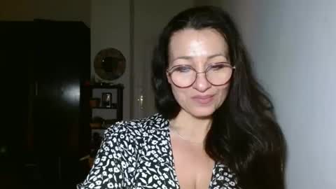 Snapshot of ginaoneon chatting on February 26, 8:54 pm GinaONeon online show from February 26, 8:54 pm