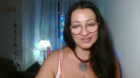 GinaONeon online show from September 27, 8:25 pm