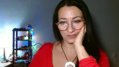 GinaONeon online show from November 7, 8:09 pm