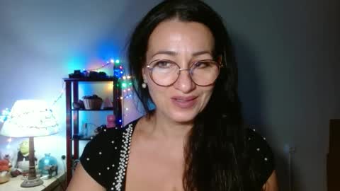 GinaONeon online show from November 18, 8:46 pm