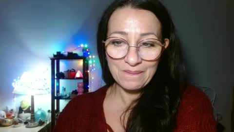 GinaONeon online show from November 22, 8:30 pm