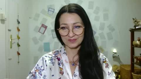 GinaONeon online show from May 7, 8:03 pm