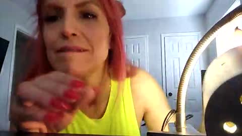 Snapshot of ginathemachina chatting on March 24, 4:12 pm Lil Sweet Sweet Papi Screw online show from March 24, 4:12 pm