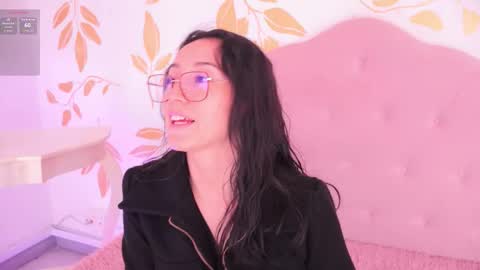 Snapshot of ginevra_esposito chatting on March 9, 1:15 pm Ginn online show from March 9, 1:15 pm