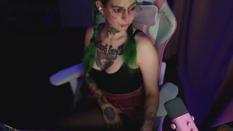 Ginger online show from June 24, 9:58 pm