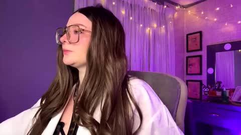 Vicky 3 online show from October 8, 10:13 am