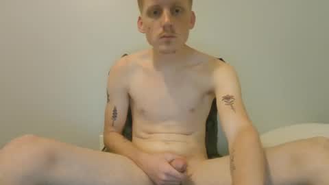 Snapshot of gingerbr3ad121 chatting on October 9, 1:58 am Gingerbr3ad121 online show from October 9, 1:58 am