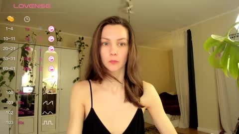 Snapshot of gingerbread__house chatting on June 7, 3:49 pm Vasilisa online show from June 7, 3:49 pm