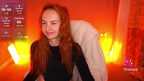 Snapshot of gingergazee chatting on December 4, 6:44 am GinegerGazee online show from December 4, 6:44 am