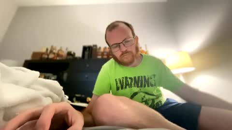 gingerginger111 online show from May 19, 1:56 am
