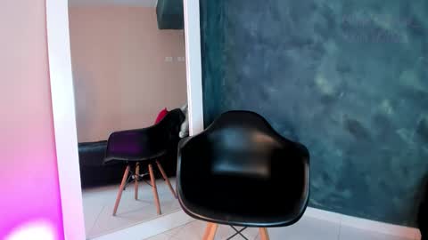 Ginger online show from November 6, 7:26 pm