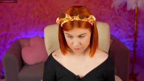 Ginger Pink online show from May 13, 7:00 pm