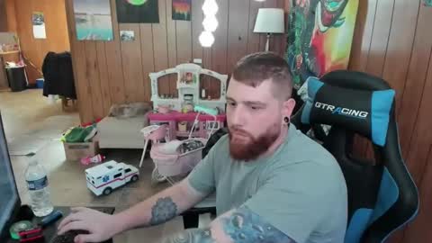 Snapshot of ginguy chatting on January 12, 6:35 pm Ginguy online show from January 12, 6:35 pm