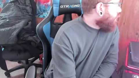 Snapshot of ginguy chatting on February 23, 3:20 pm Ginguy online show from February 23, 3:20 pm