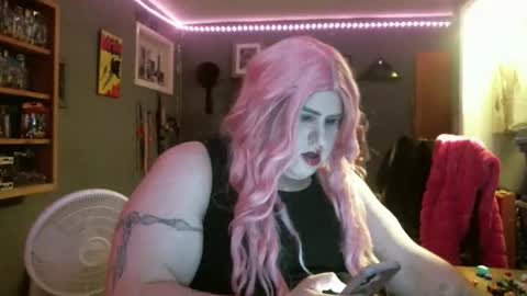 Snapshot of ginny_dominatrix chatting on February 2, 12:53 am ginny ray online show from February 2, 12:53 am