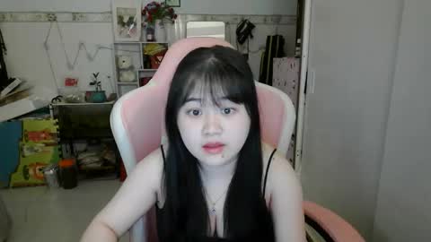 ginnyrosie online show from March 13, 4:19 am