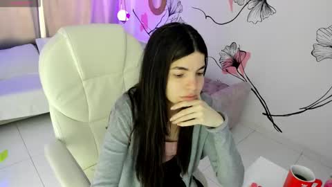 Kendall online show from February 23, 1:19 pm