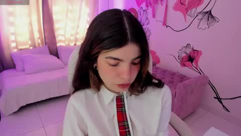 Kendall online show from May 8, 2:55 pm